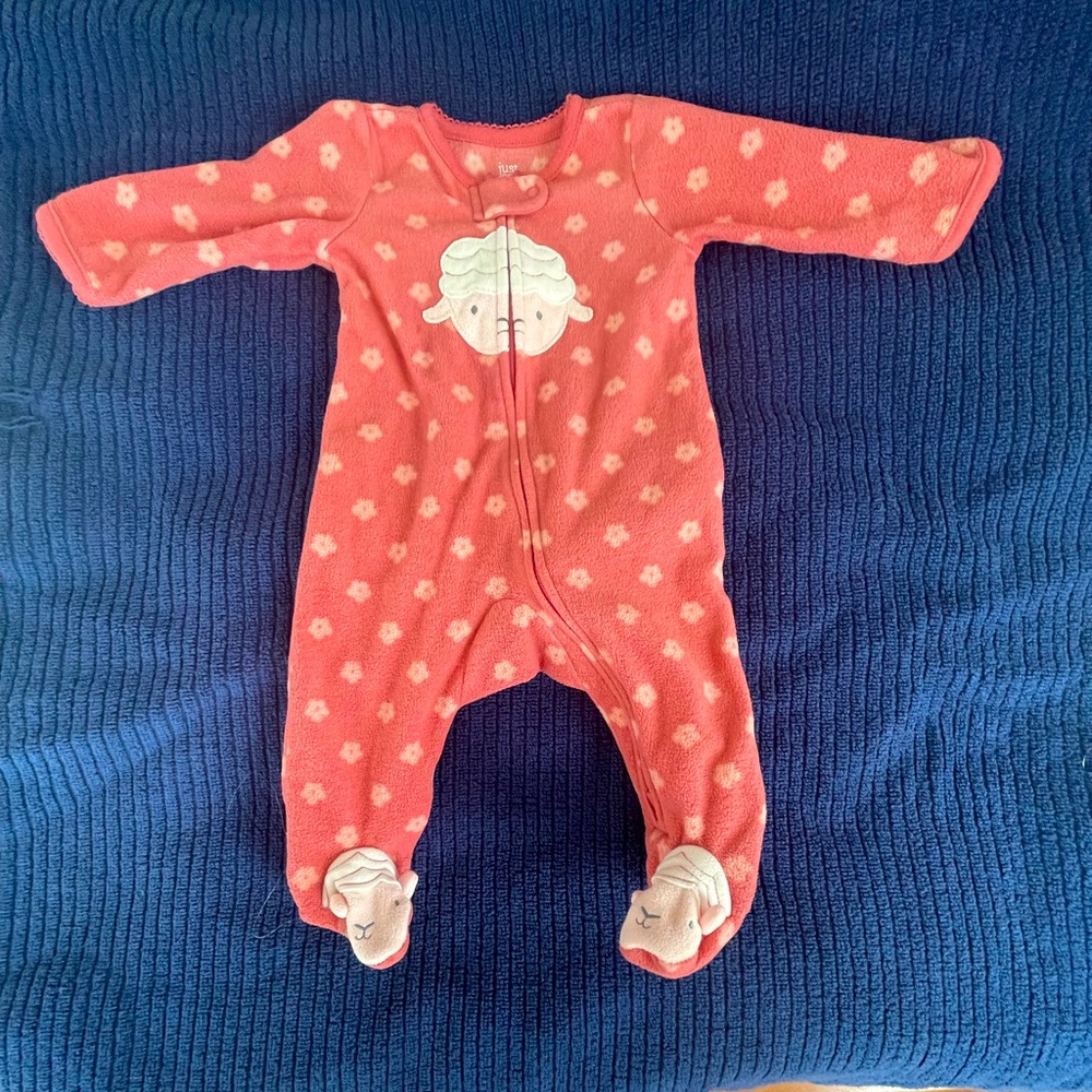 Super trendy cute warm fleece onesie for trendy baby girls